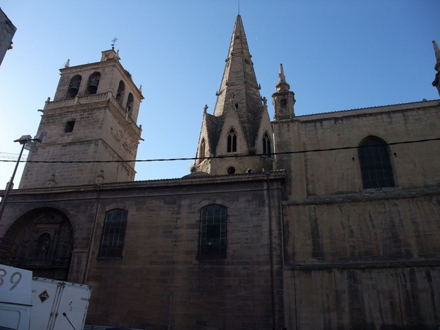Iglesia de Santa María de Palacio | Wikimedia commons | Autor: Javi Guerra Hernando